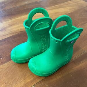 CROCS Kids Vibrant Green Rain Boots